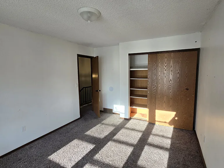 530 Townwood Dr — Photo 17