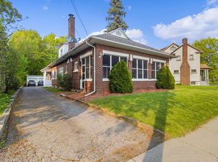 35 Pleasant St, Utica, NY 13501