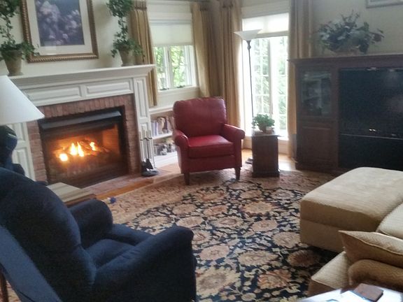 5th image of 21 Blackberry Ln
