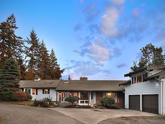 3rd image of 16103 SE 352nd St