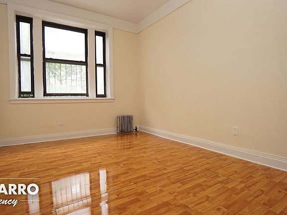 5th image of 353 Fort Washington Ave APT 1A