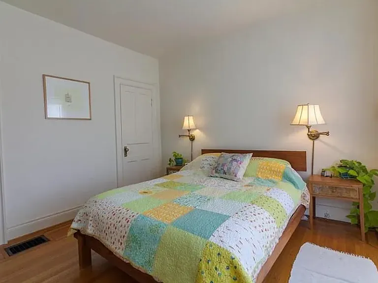 714 Auburn Ave — Photo 16