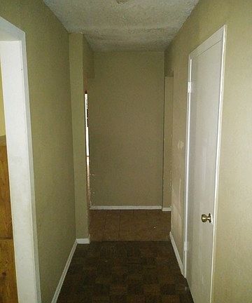 4th image of 4542 Coody Ln