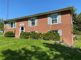 56 Gibson Rd, Greenville, PA 16125