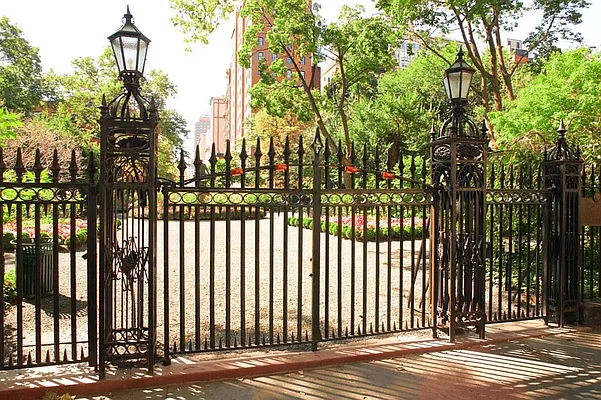Sold by Corcoran | media 16