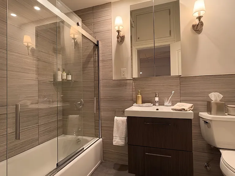 249 W 29th St #3E — Photo 7