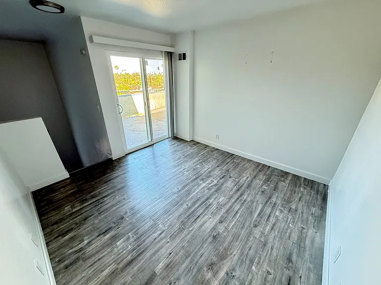 7319 Sepulveda Blvd #303 — Photo 7