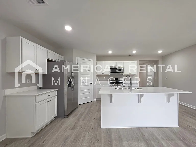 10304 Squires Way — Photo 26