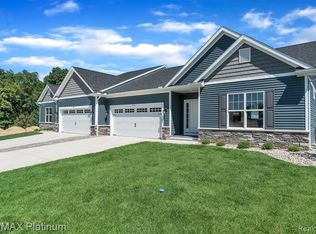 2851 Blue Sky Dr #9, Oceola Township, MI 48843