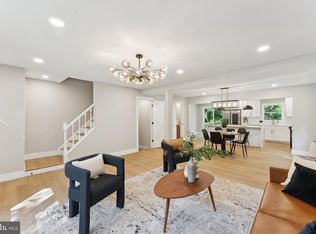 9025 Mulvaney Ct, Springfield, VA 22152