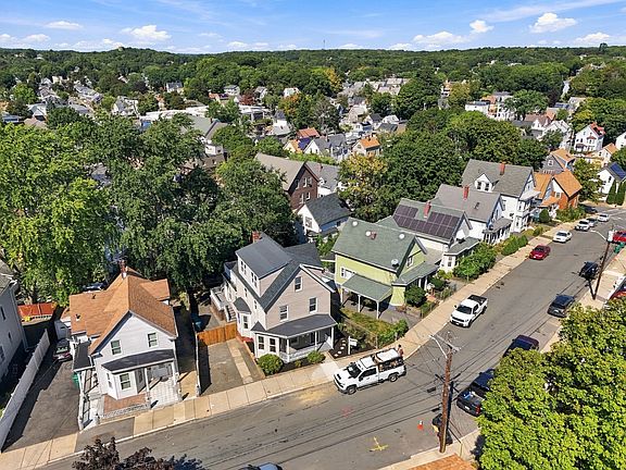 3rd image of 24 Birch St