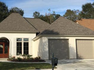 122 N Montauban Dr, Lafayette, LA 70507