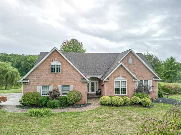 840 Old Millcreek Rd, Hookstown, PA 15050