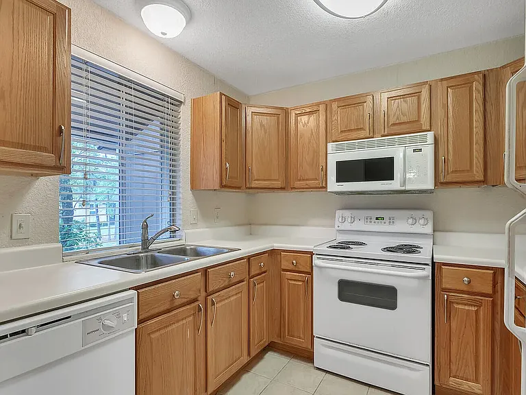 8880 Old Kings Rd S #72 — Photo 11