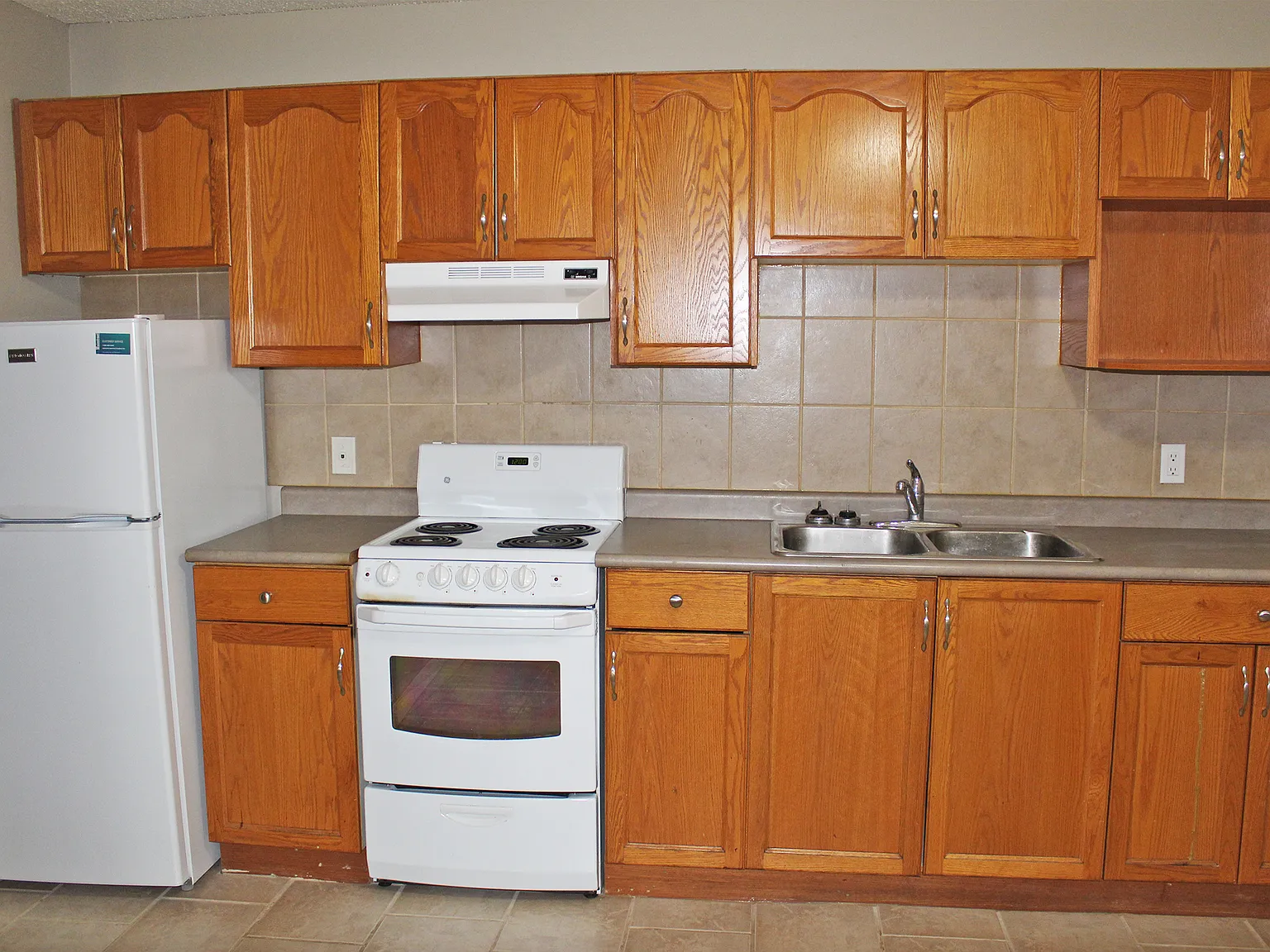 Whitehouse Apartments — Photo 3