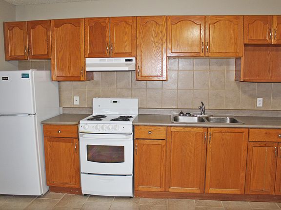 3rd image of 10136 153rd St NW #505968