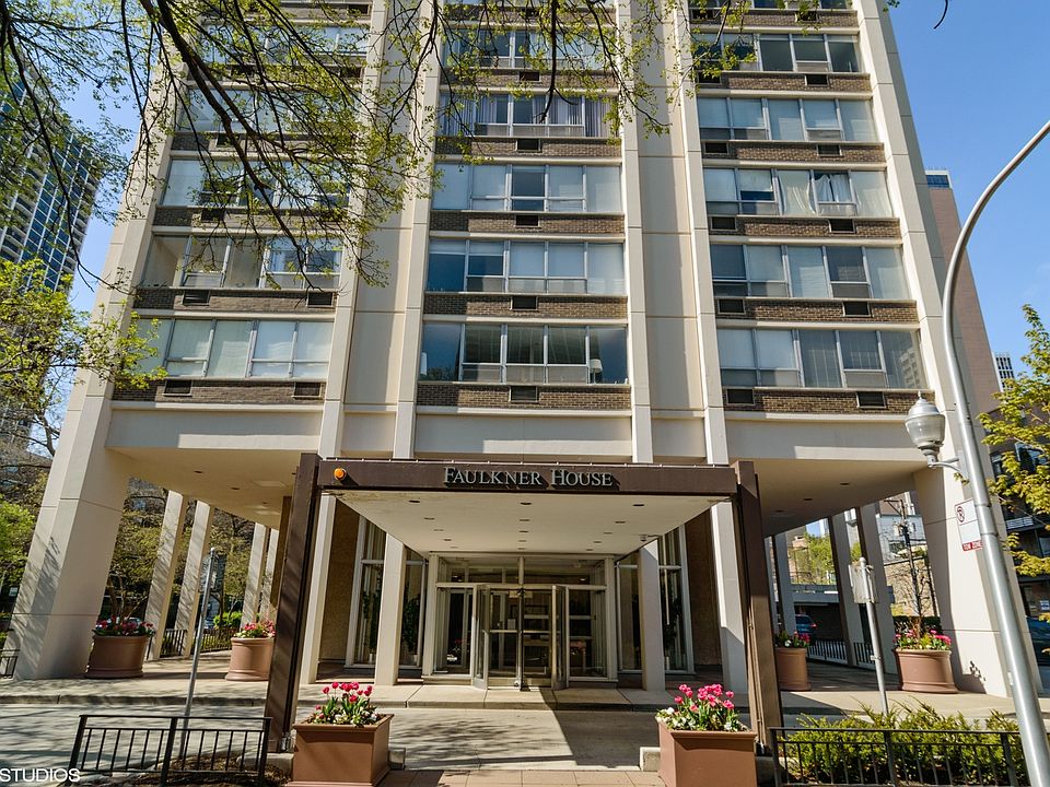 1st image of 70 W Burton Pl APT 703