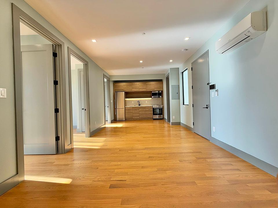 1st image of 2813 Tilden Ave #4R