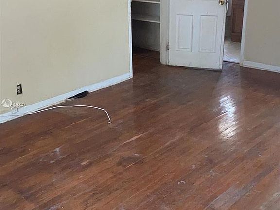 2nd image of 3401 Halissee St #0