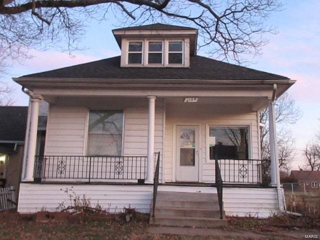 1st image of 4104 Beachwood Ave