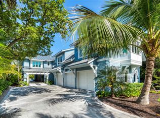 7132 Point Of Rocks Cir, Sarasota, FL 34242