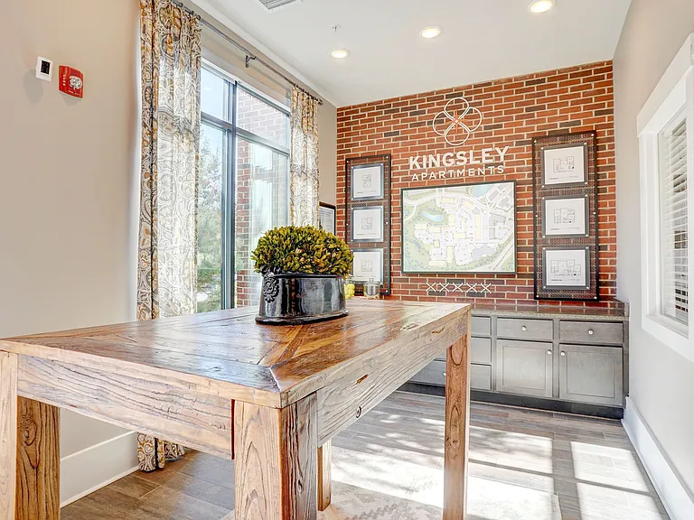 Leasing Office