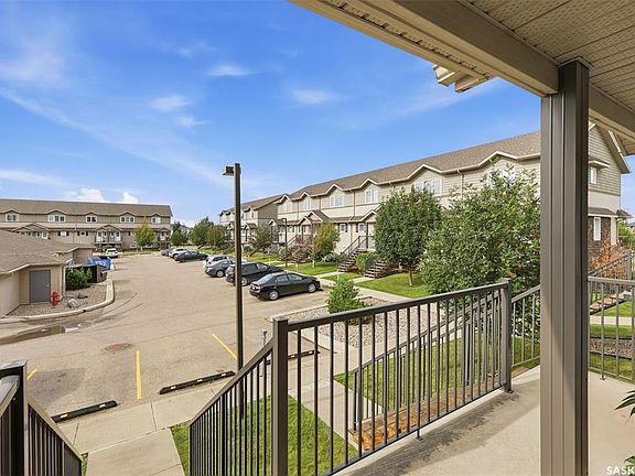 2nd image of UNIT 406-1303 Richardson ROAD