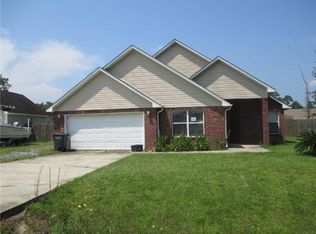 8325 Redstone Dr, Gautier, MS 39553