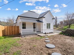 726 SW 22nd St, Pendleton, OR 97801