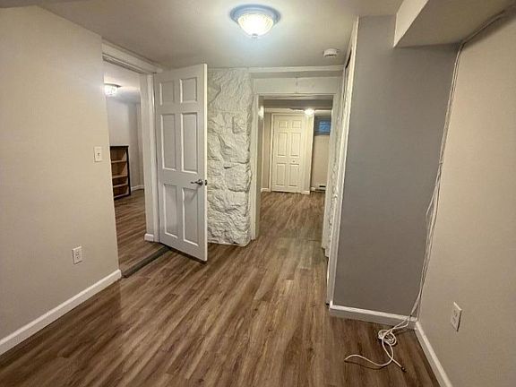 5th image of 40 King St #A
