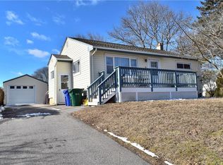 20 Mackenzie Rd, Waterford, CT 06385