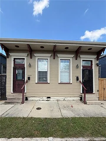 2 bed, 1.0 bath, 725 sqft, $1,400 — Photo 1