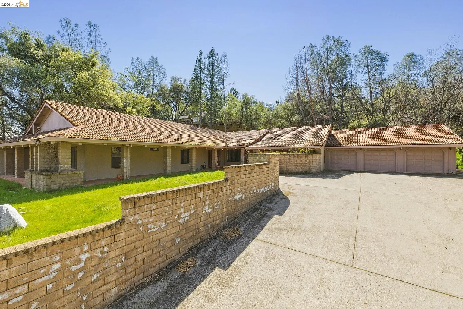 23608 Porcina Way photo 1
