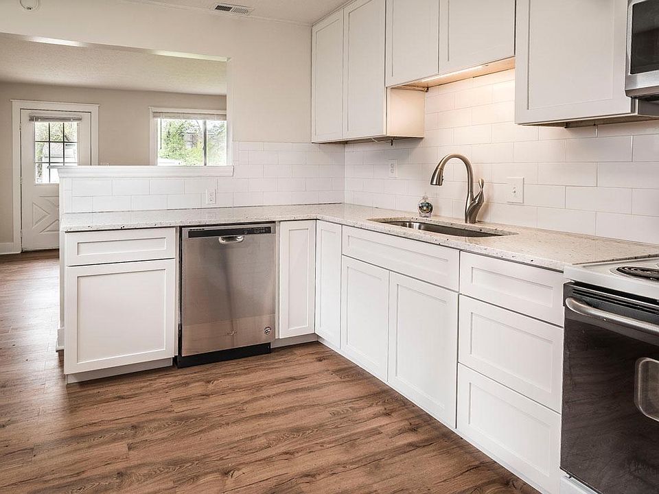 Granite countertops!