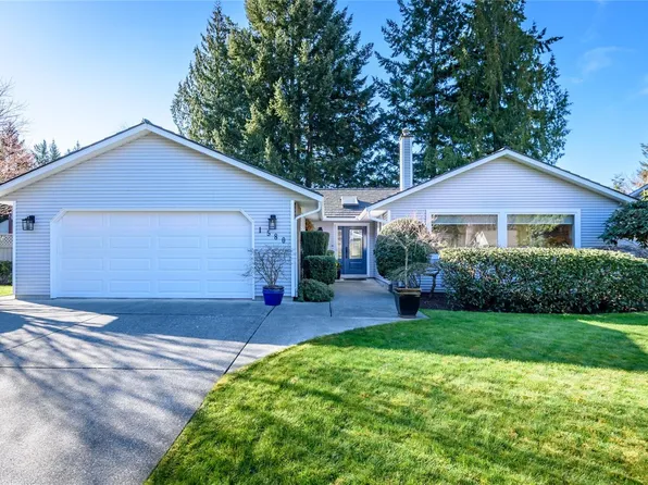 1580 Beaconsfield Cres, Comox, BC V9M 1B4
