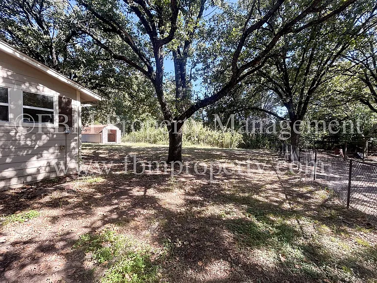 10693 S FM 148 — Photo 19