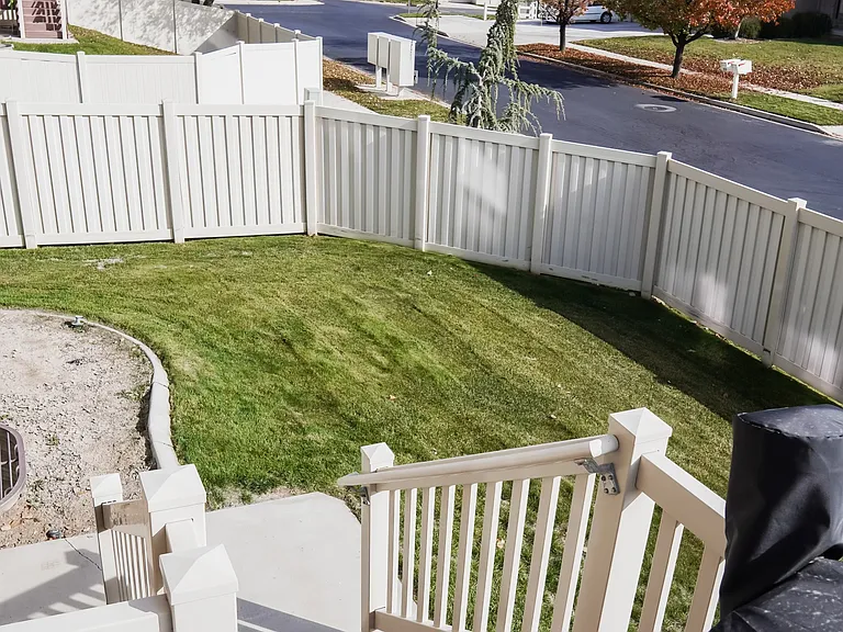 529 W Bountiful Way — Photo 7