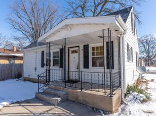 2745 Hanson St, Rockford, IL 61109