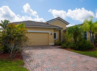 1100 Amethyst Dr SW, Vero Beach, FL 32968