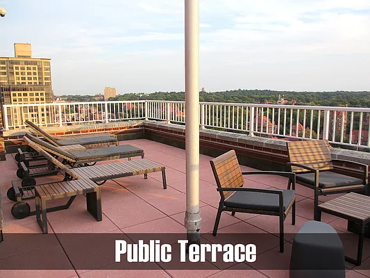 Sold by Winzone Realty Inc | media 28