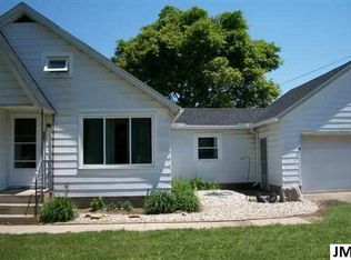 825 S Sutton Rd, Jackson, MI 49203