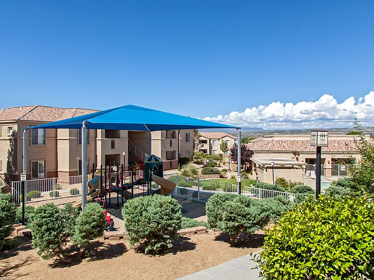 Aspen Ridge Apartment Homes — Photo 16
