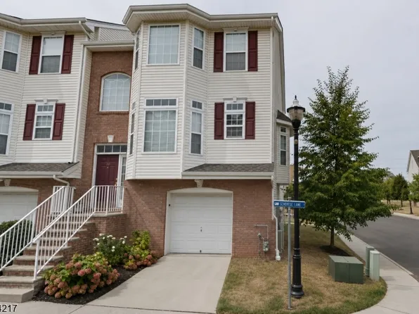 1366 Genovese Ln, Rahway City, NJ 07065