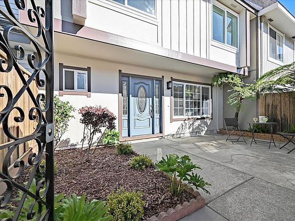 4th image of 3716 Palos Verdes Way