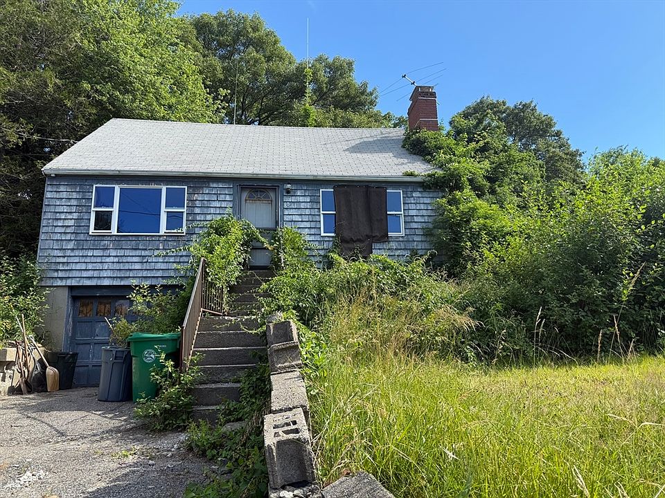 1st image of 10 Roberts Rd