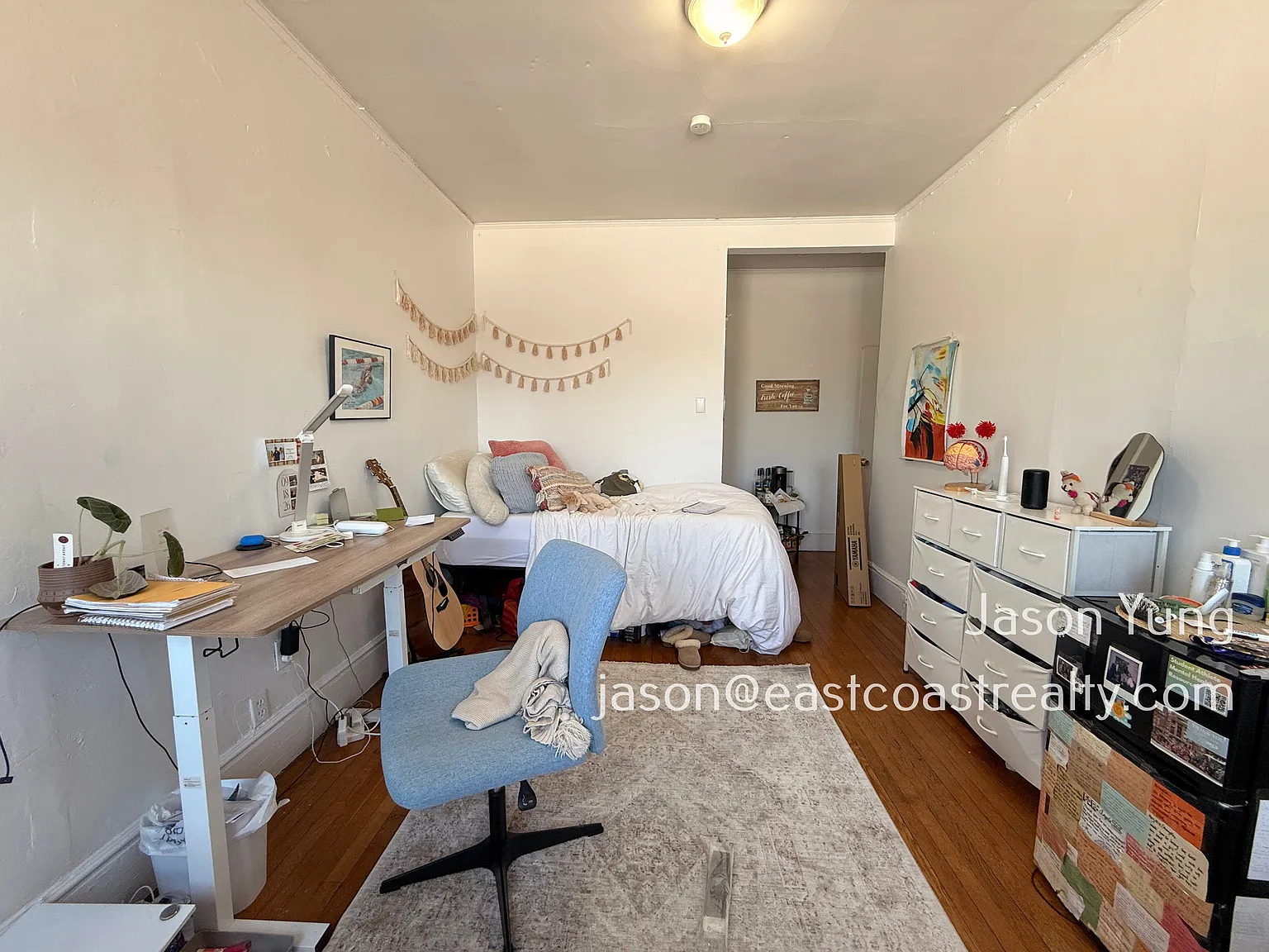3 bed, 900 sqft, $4,795 — Photo 4