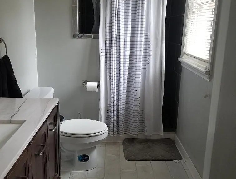 7665 Gleneagles Rd — Photo 2
