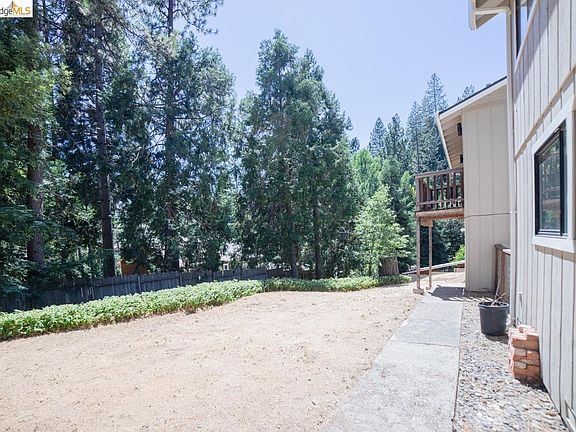4th image of 17801 Lark Dr