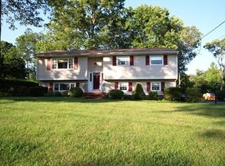 37 Henry St, Succasunna, NJ 07876