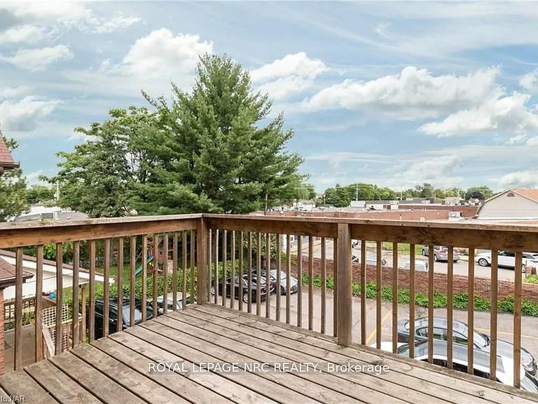 6 Clark St #UPPER — Photo 22